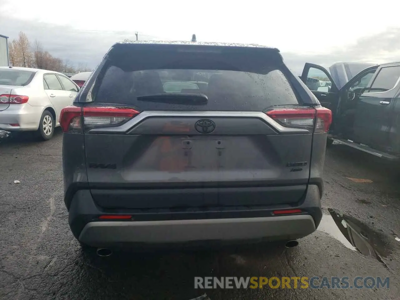 6 Photograph of a damaged car 2T3N1RFV8NW328618 TOYOTA RAV4 2022