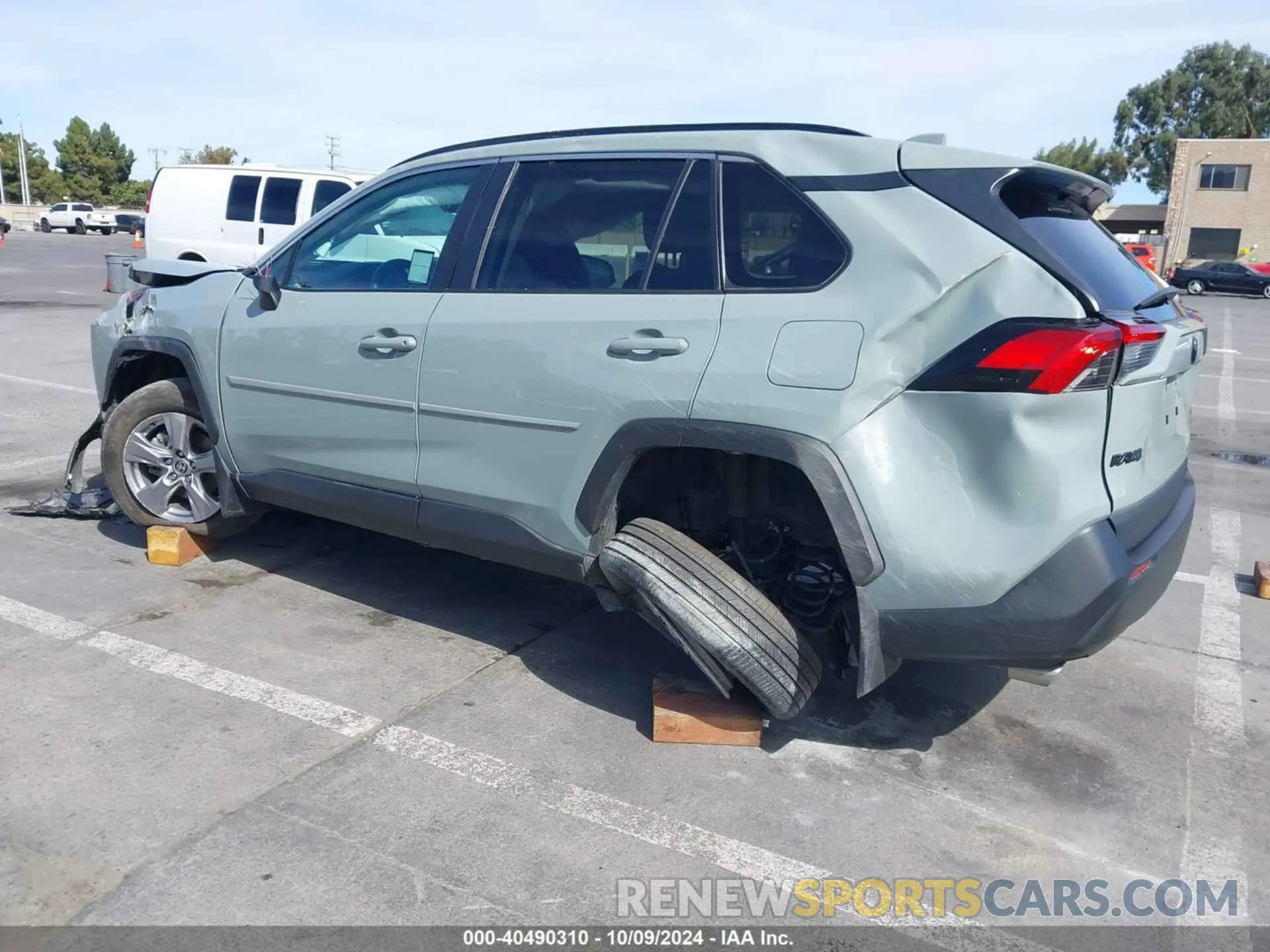 3 Photograph of a damaged car 2T3P1RFV0NW296949 TOYOTA RAV4 2022
