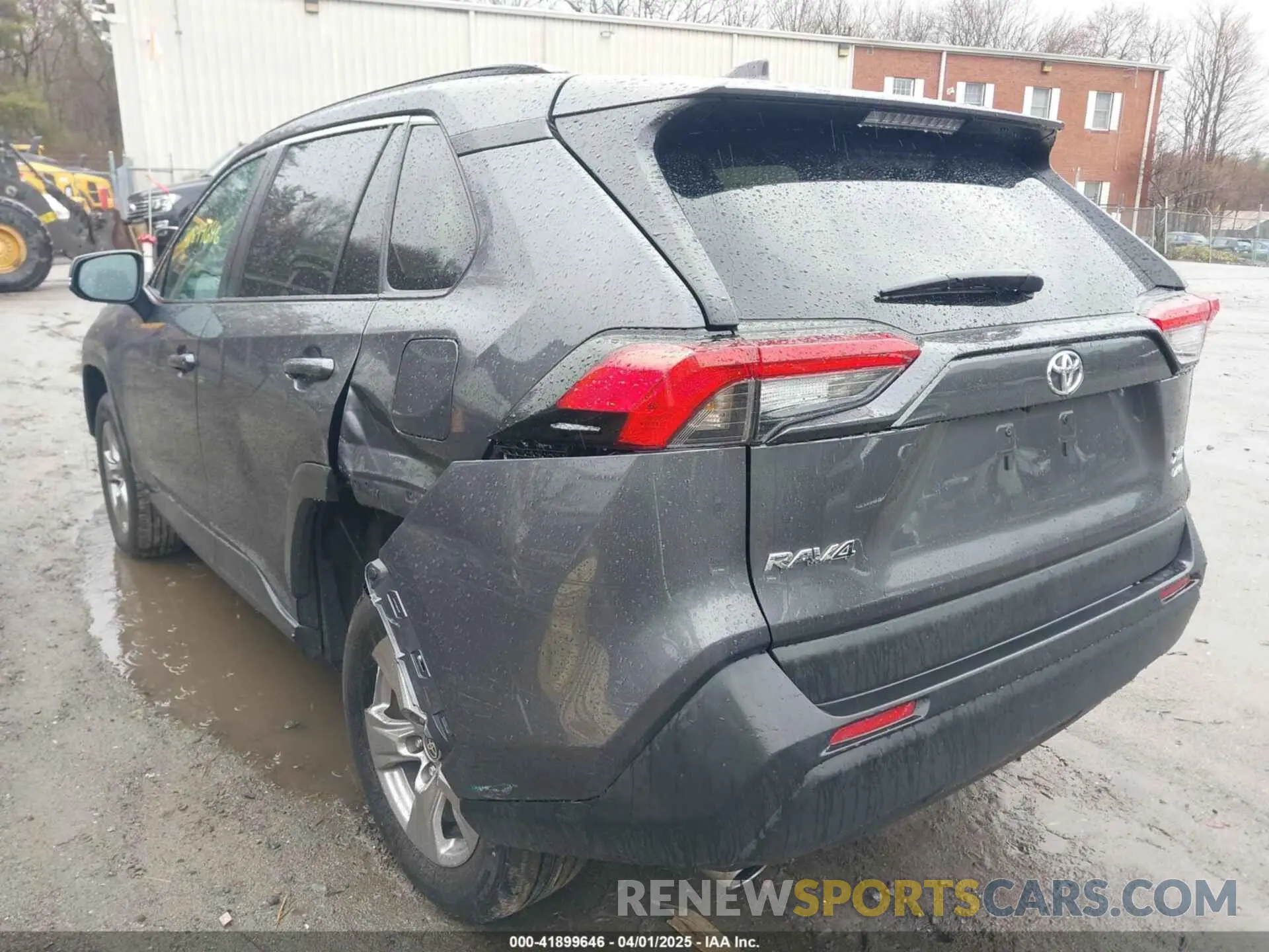 3 Photograph of a damaged car 2T3P1RFV0NW298295 TOYOTA RAV4 2022