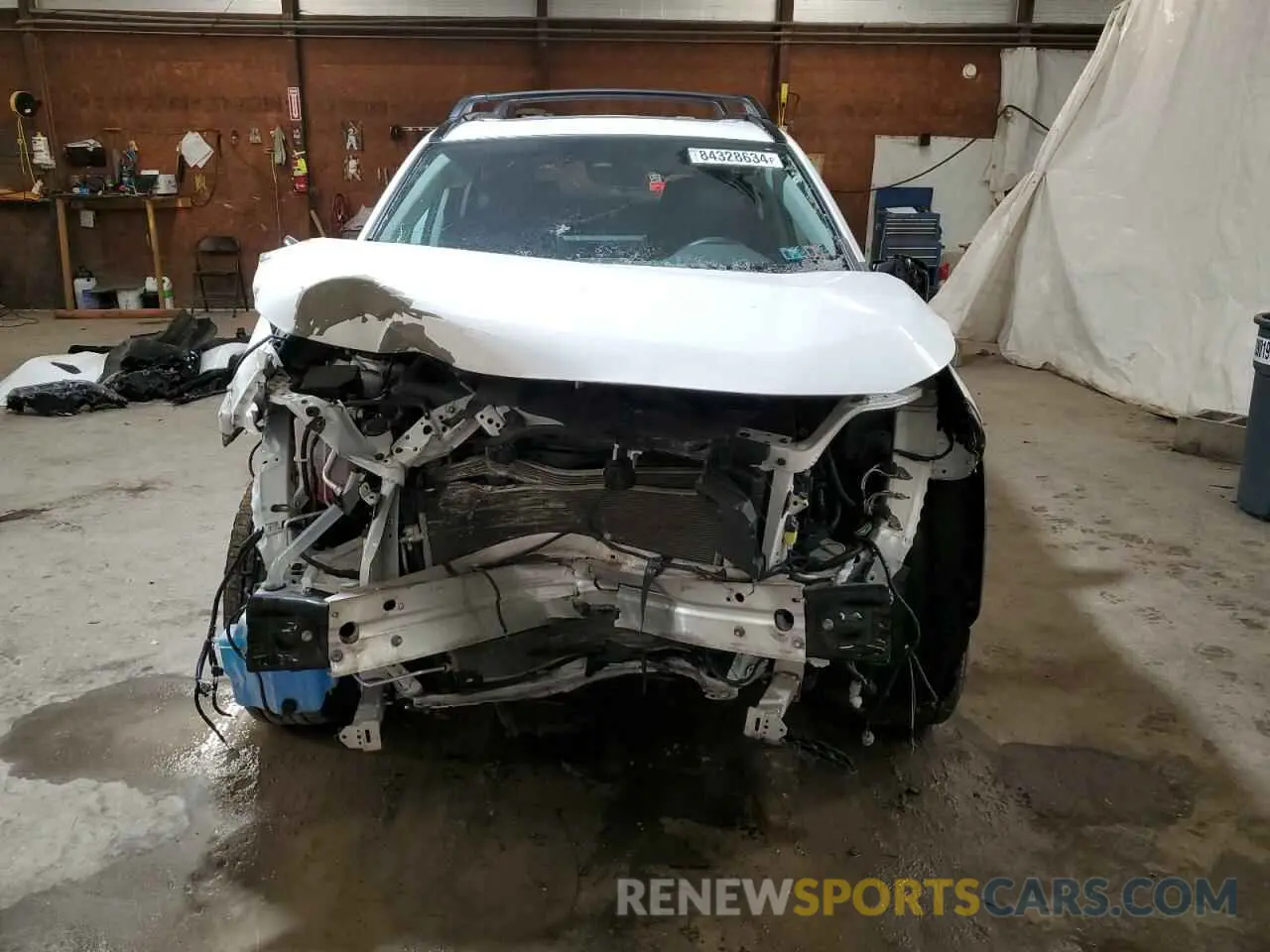 5 Photograph of a damaged car 2T3P1RFV0NW316827 TOYOTA RAV4 2022