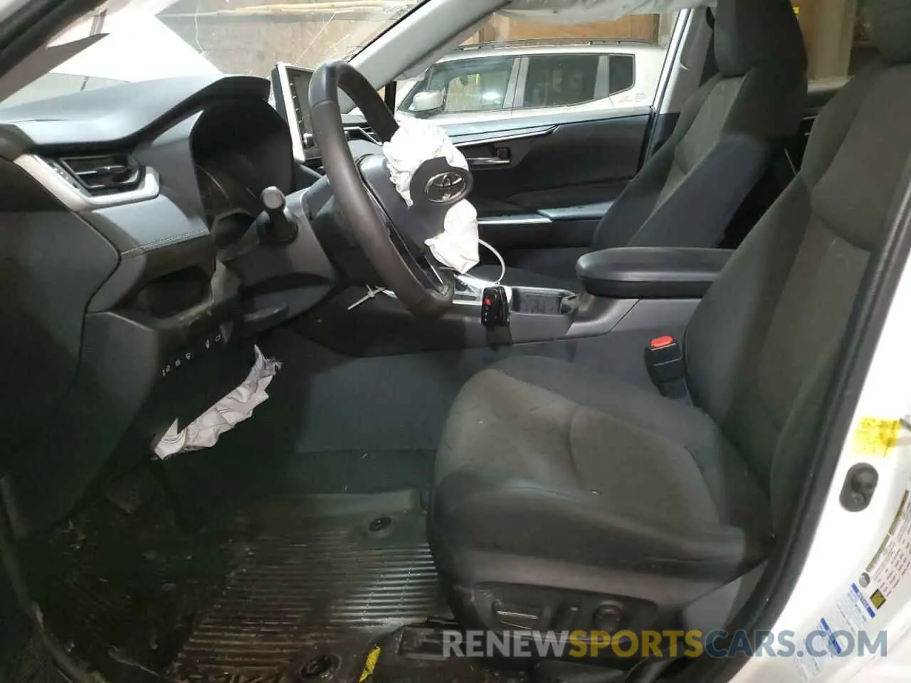7 Photograph of a damaged car 2T3P1RFV0NW316827 TOYOTA RAV4 2022