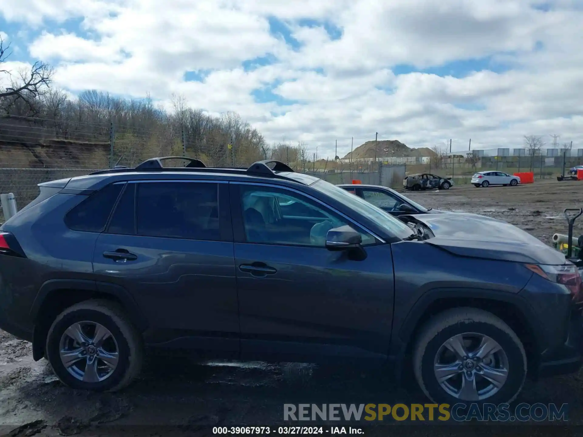 13 Photograph of a damaged car 2T3P1RFV1NC261824 TOYOTA RAV4 2022