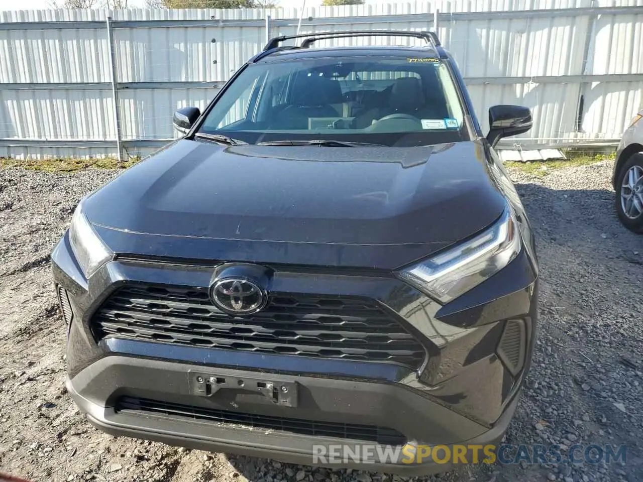 5 Photograph of a damaged car 2T3P1RFV1NC264674 TOYOTA RAV4 2022