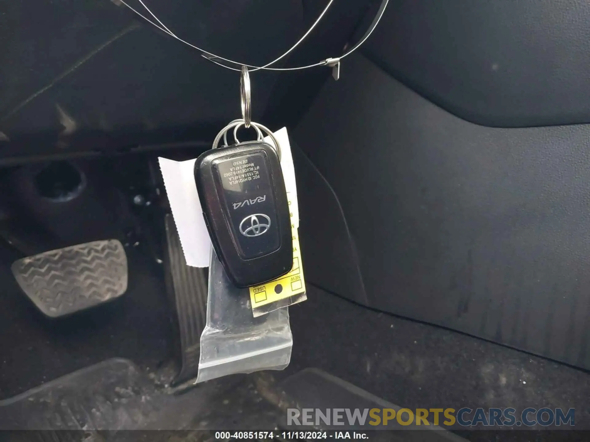 11 Photograph of a damaged car 2T3P1RFV1NC271219 TOYOTA RAV4 2022