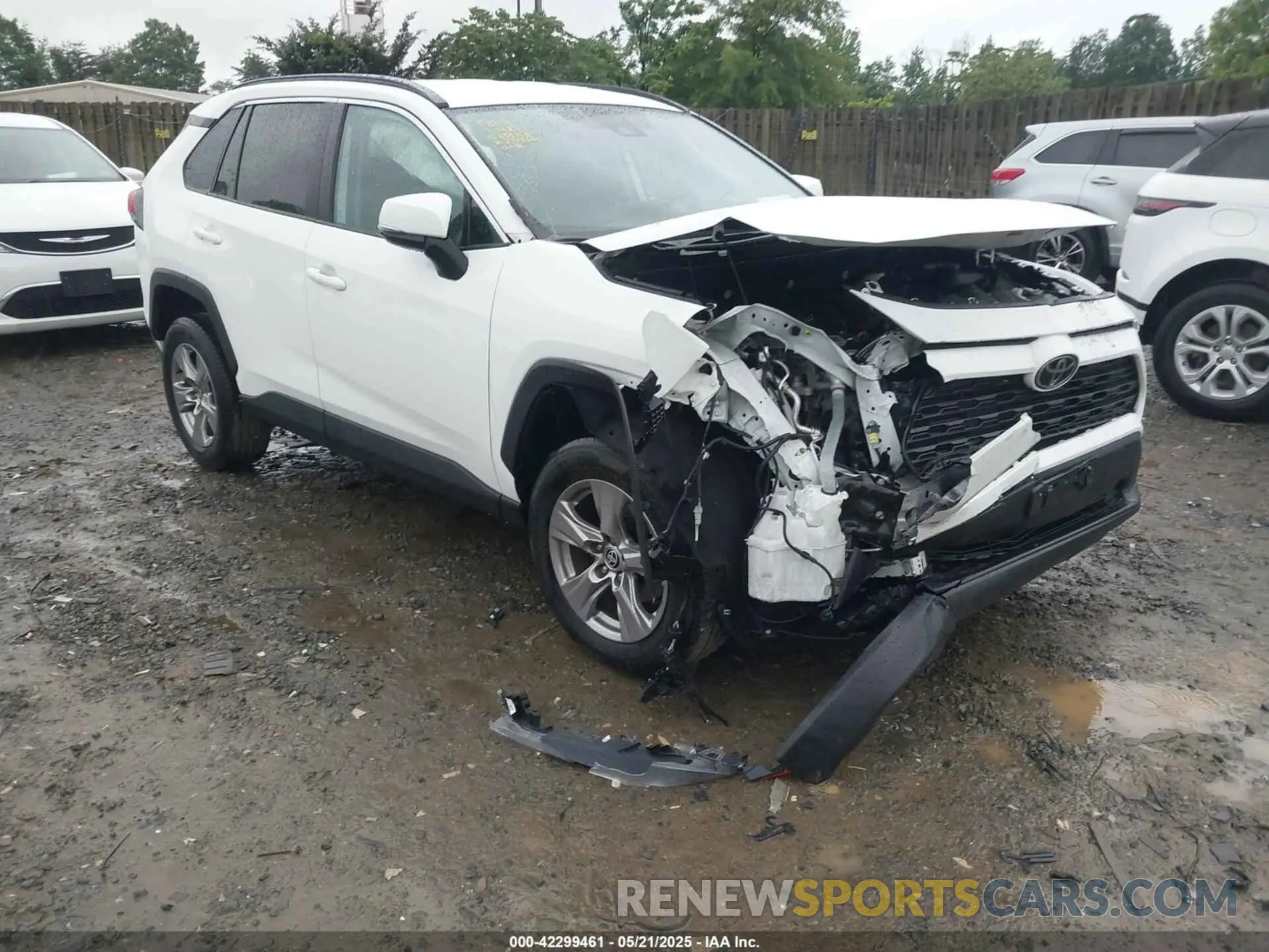1 Photograph of a damaged car 2T3P1RFV1NC275822 TOYOTA RAV4 2022