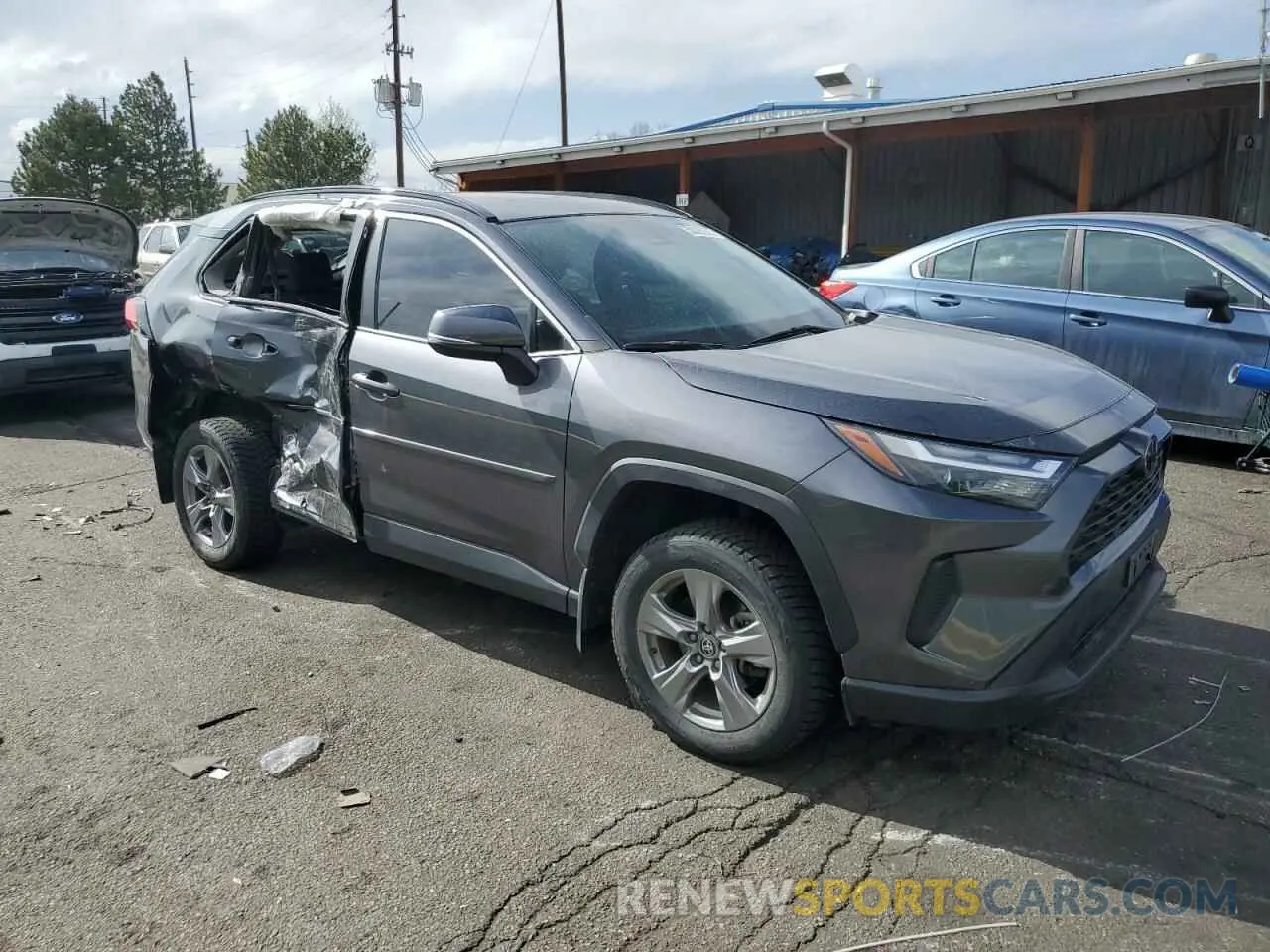 4 Photograph of a damaged car 2T3P1RFV1NC302579 TOYOTA RAV4 2022
