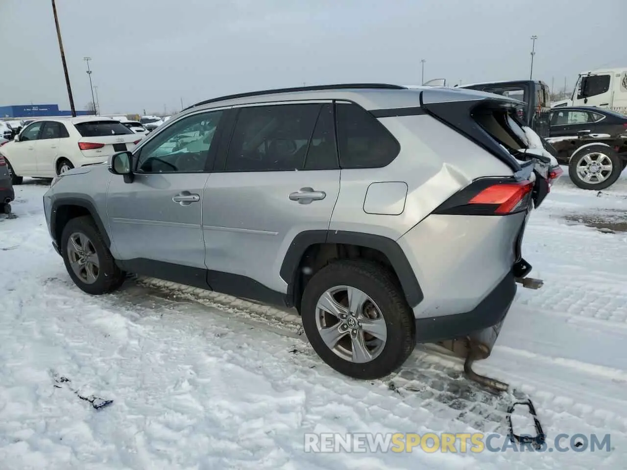 2 Photograph of a damaged car 2T3P1RFV1NC305658 TOYOTA RAV4 2022