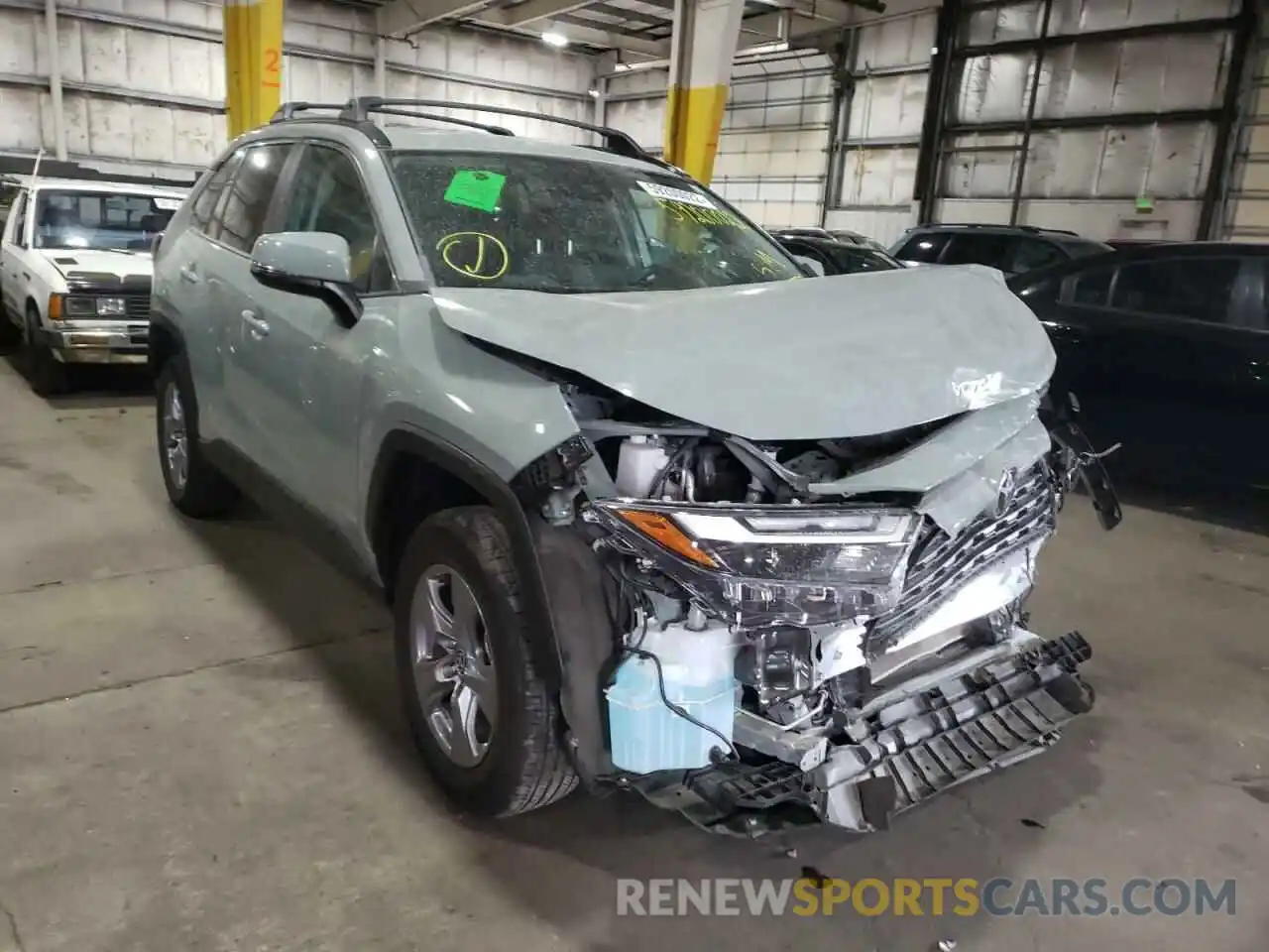 1 Photograph of a damaged car 2T3P1RFV1NW248604 TOYOTA RAV4 2022