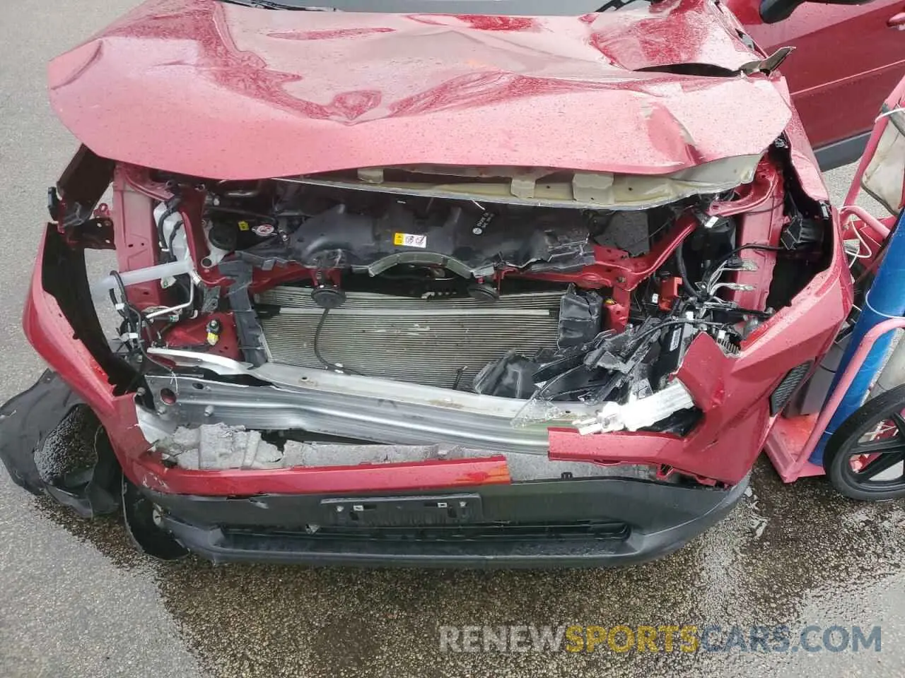 12 Photograph of a damaged car 2T3P1RFV1NW280937 TOYOTA RAV4 2022