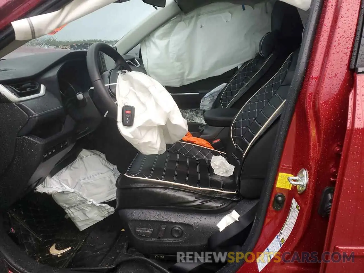 7 Photograph of a damaged car 2T3P1RFV1NW280937 TOYOTA RAV4 2022