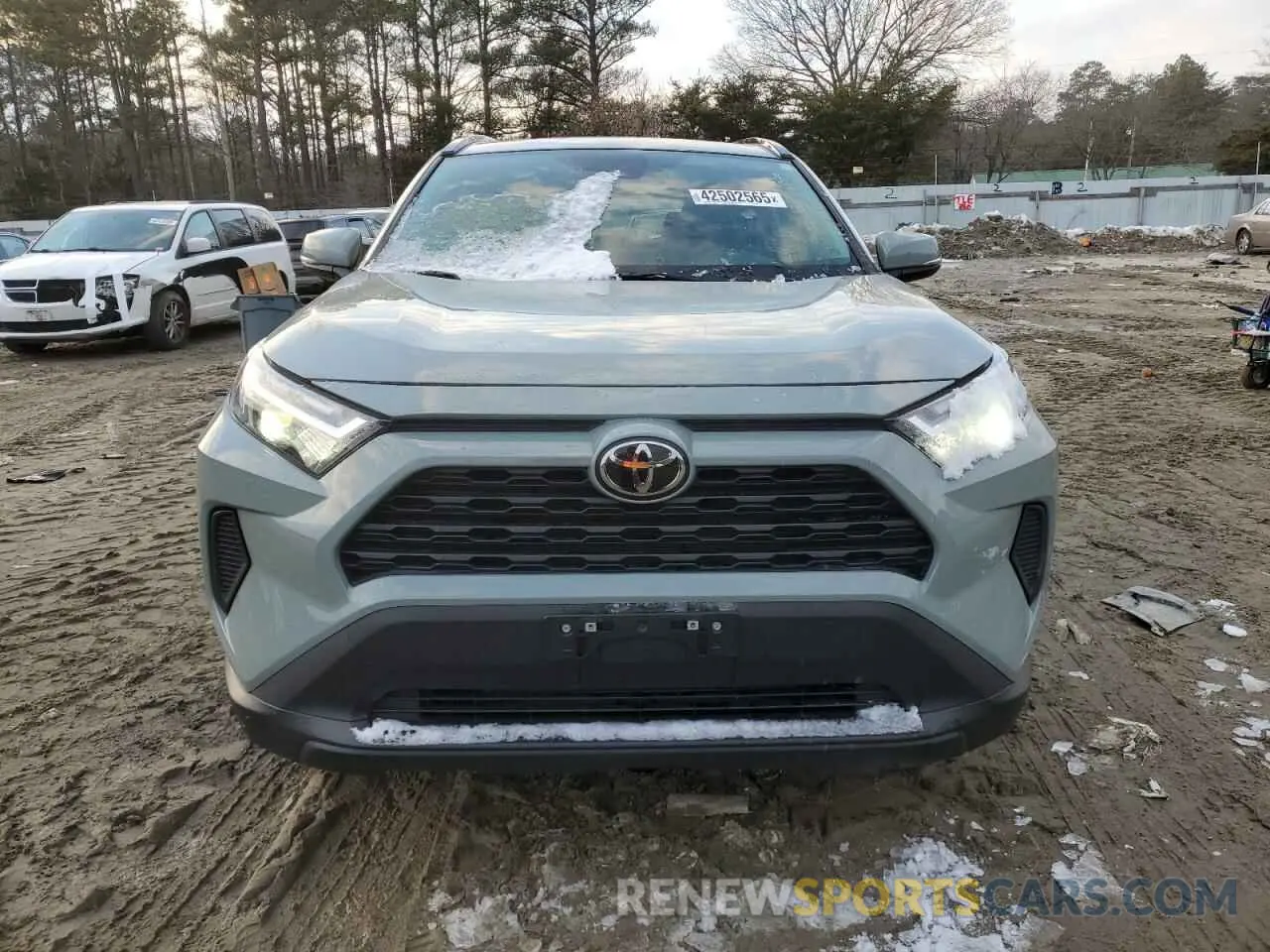 5 Photograph of a damaged car 2T3P1RFV1NW289203 TOYOTA RAV4 2022