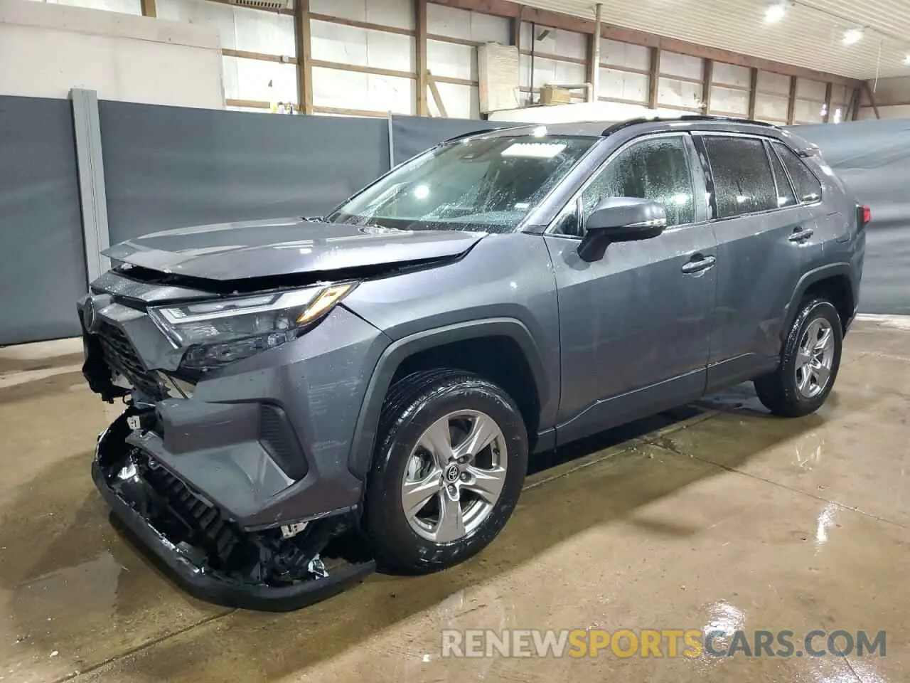 1 Photograph of a damaged car 2T3P1RFV1NW298970 TOYOTA RAV4 2022