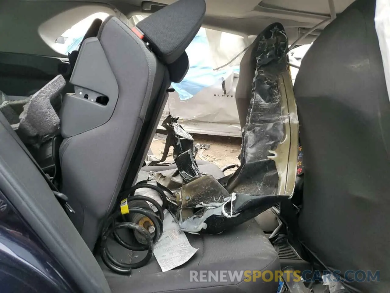 10 Photograph of a damaged car 2T3P1RFV1NW300409 TOYOTA RAV4 2022