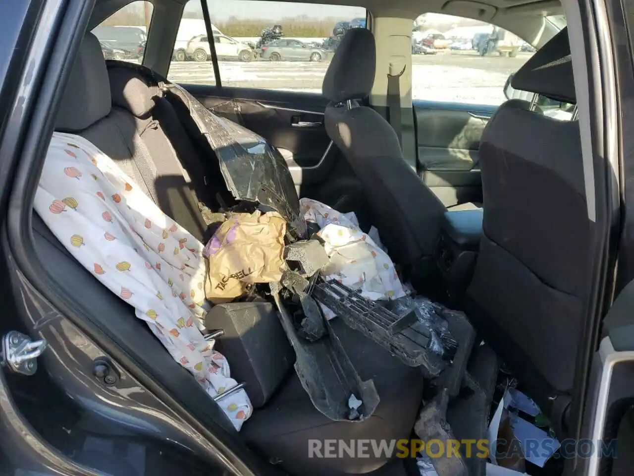 10 Photograph of a damaged car 2T3P1RFV1NW310745 TOYOTA RAV4 2022