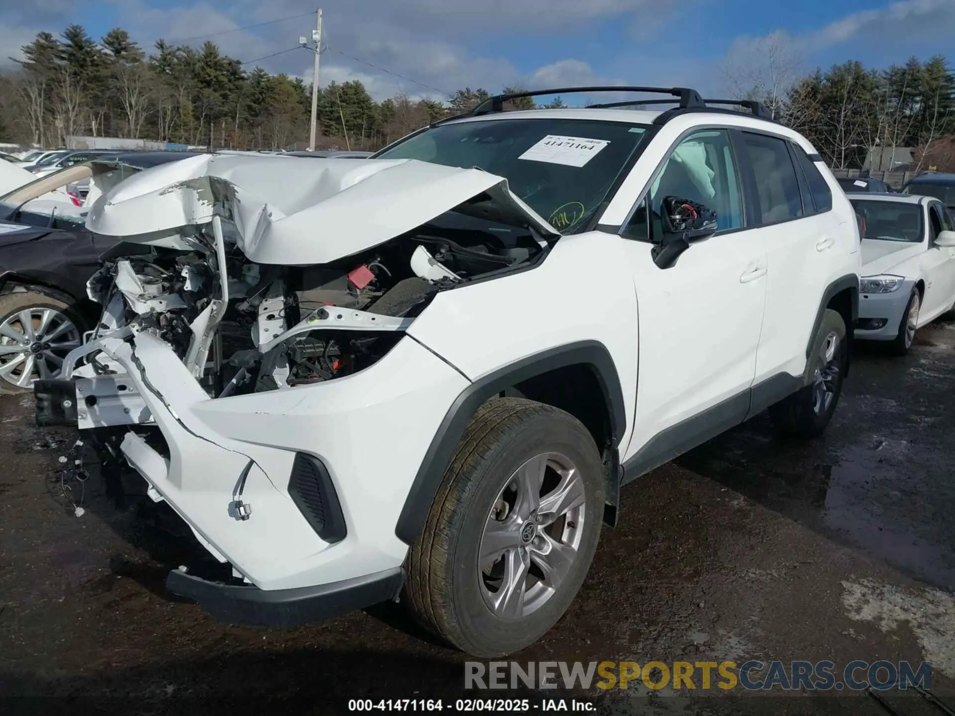 2 Photograph of a damaged car 2T3P1RFV1NW325228 TOYOTA RAV4 2022