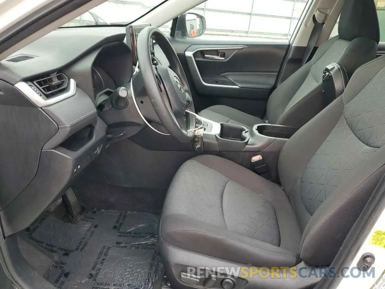 7 Photograph of a damaged car 2T3P1RFV2NC267552 TOYOTA RAV4 2022