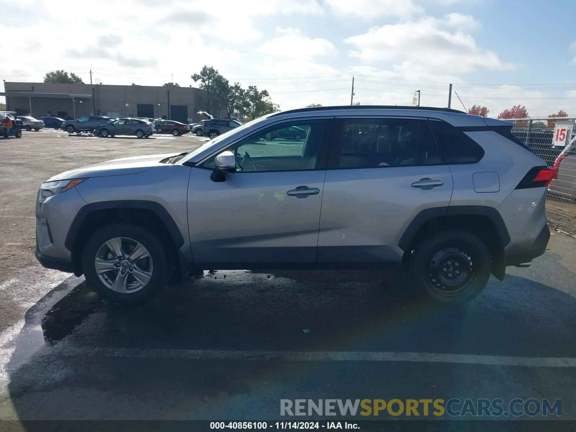 15 Photograph of a damaged car 2T3P1RFV2NC274405 TOYOTA RAV4 2022