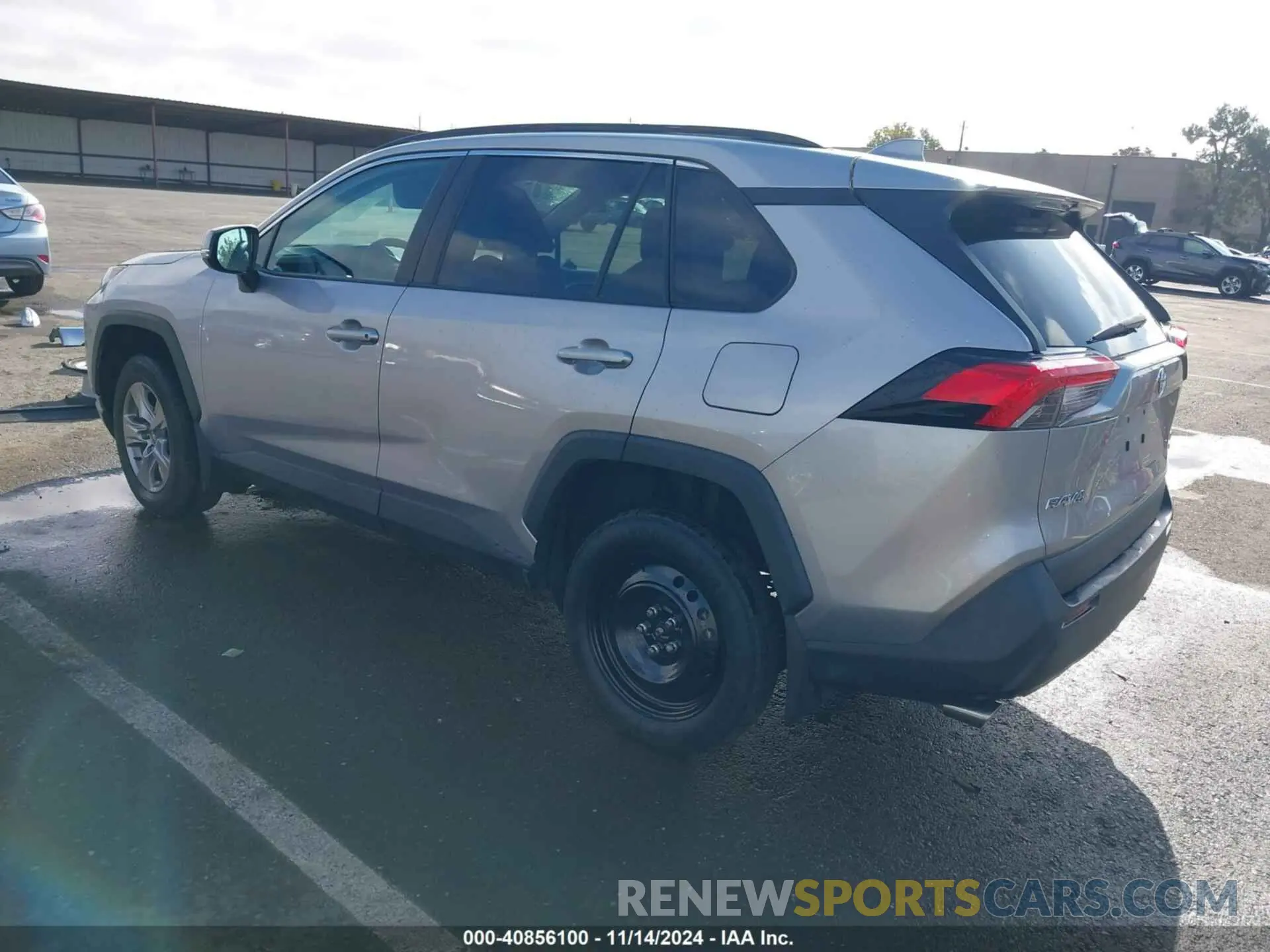 3 Photograph of a damaged car 2T3P1RFV2NC274405 TOYOTA RAV4 2022