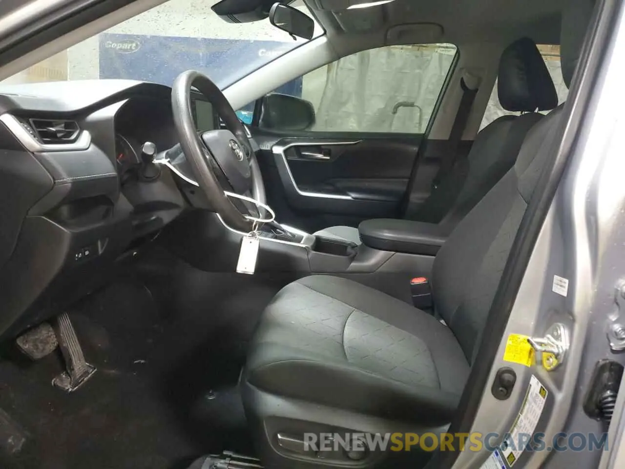 7 Photograph of a damaged car 2T3P1RFV2NC298414 TOYOTA RAV4 2022