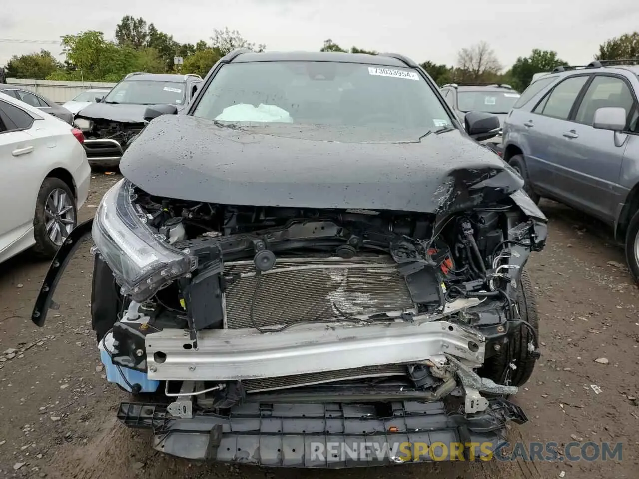 5 Photograph of a damaged car 2T3P1RFV2NC302106 TOYOTA RAV4 2022