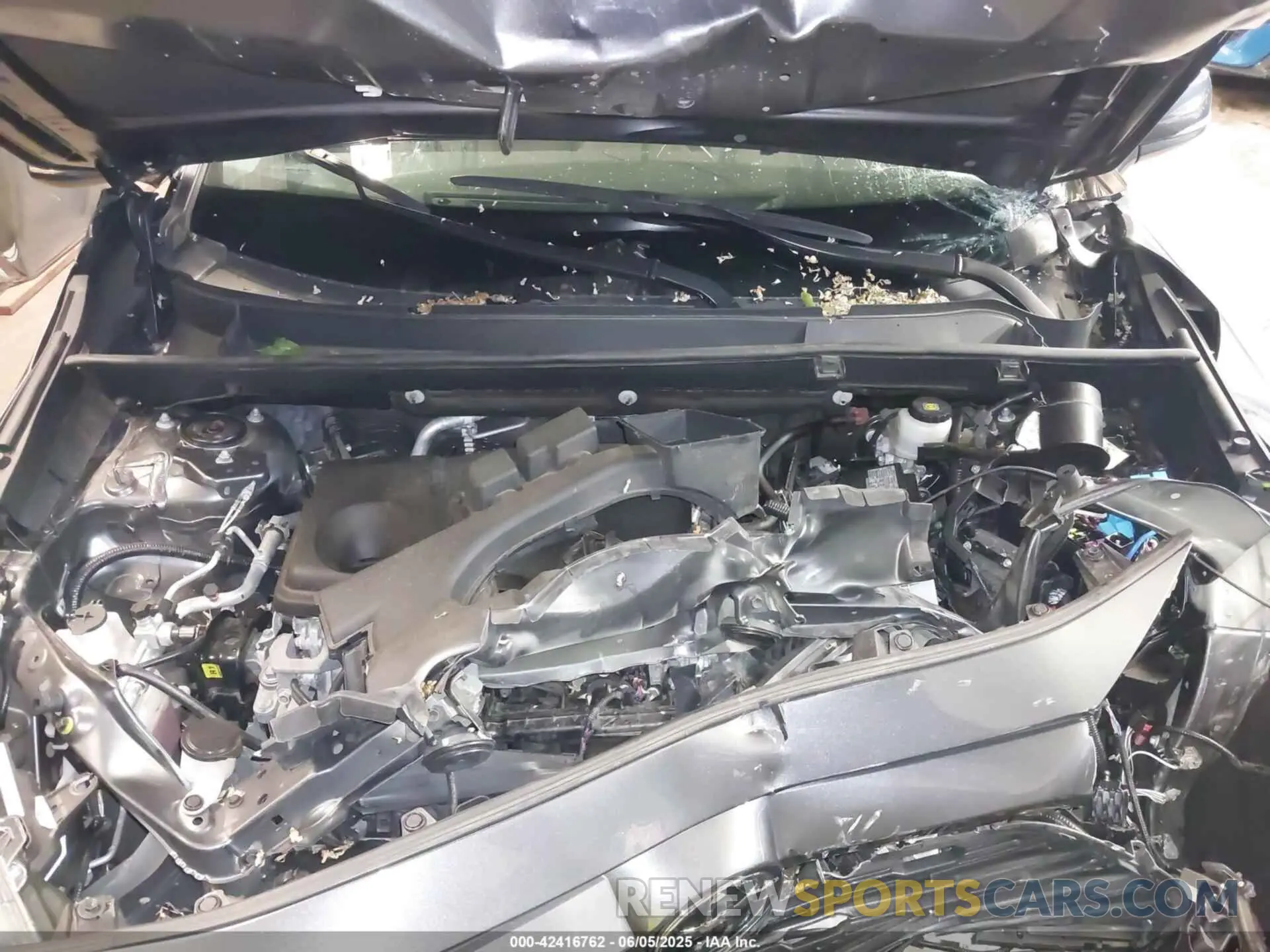 10 Photograph of a damaged car 2T3P1RFV2NC302770 TOYOTA RAV4 2022