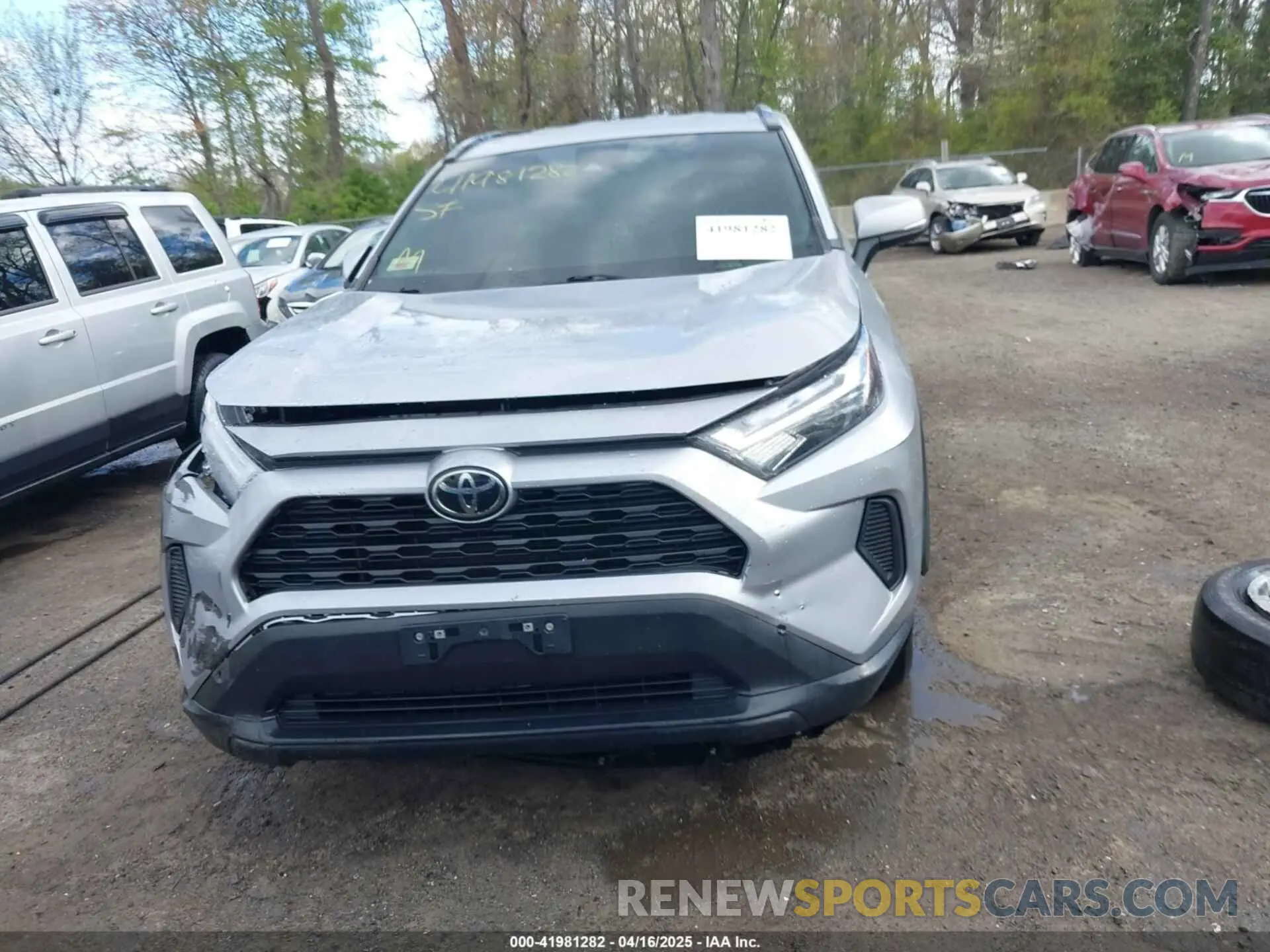 13 Photograph of a damaged car 2T3P1RFV2NC316877 TOYOTA RAV4 2022