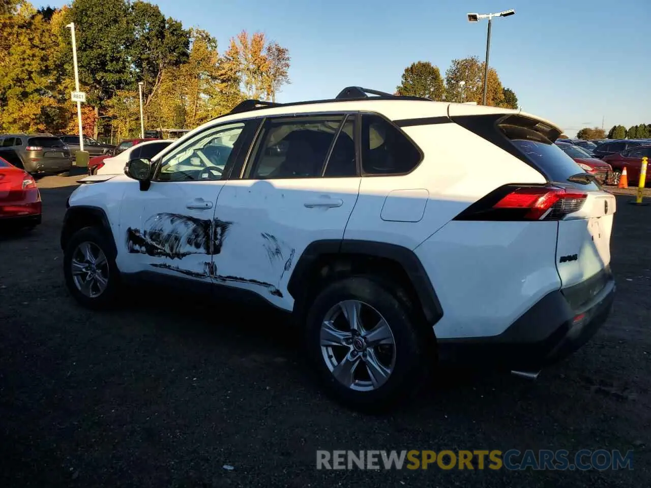 2 Photograph of a damaged car 2T3P1RFV2NC321030 TOYOTA RAV4 2022