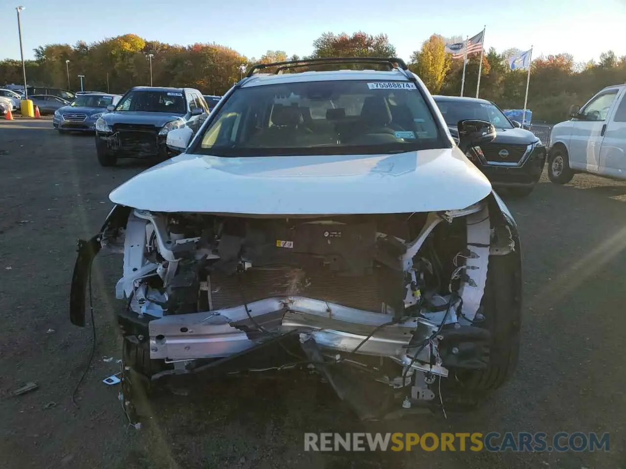 5 Photograph of a damaged car 2T3P1RFV2NC321030 TOYOTA RAV4 2022