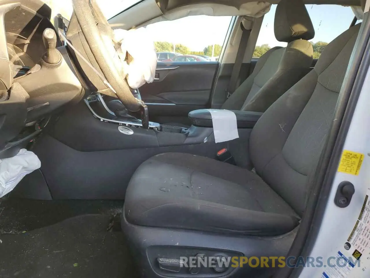 7 Photograph of a damaged car 2T3P1RFV2NC321030 TOYOTA RAV4 2022