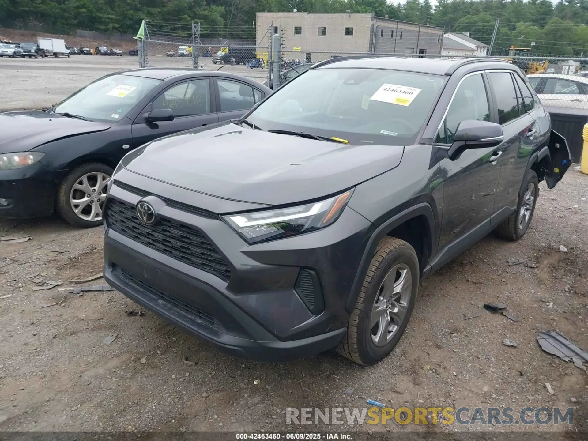 2 Photograph of a damaged car 2T3P1RFV2NW285709 TOYOTA RAV4 2022