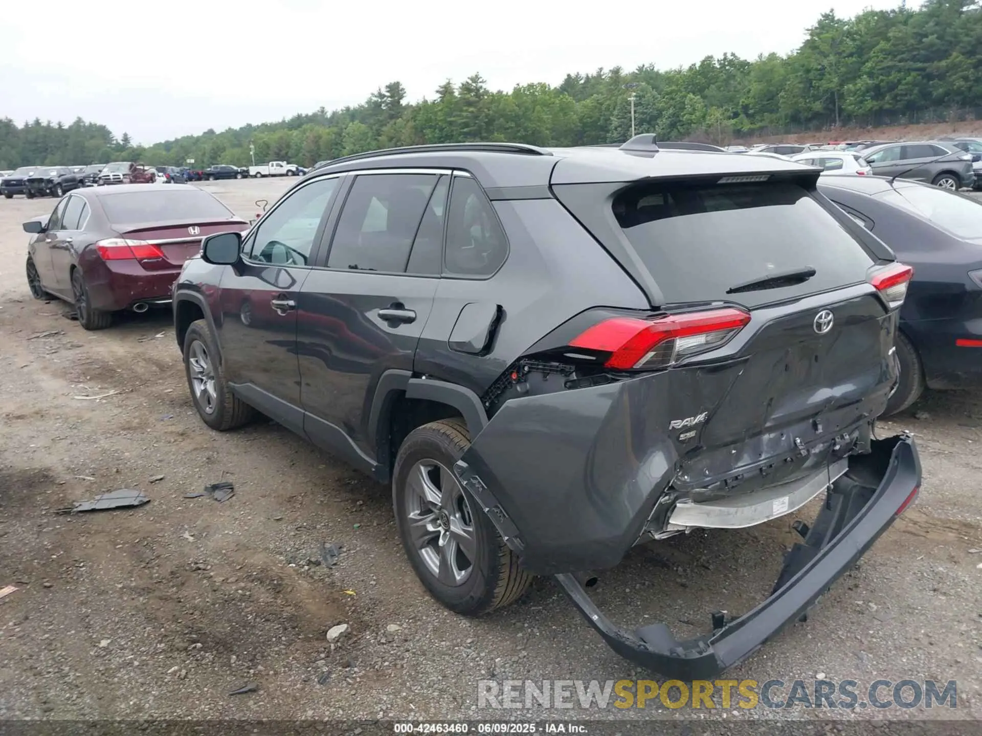 3 Photograph of a damaged car 2T3P1RFV2NW285709 TOYOTA RAV4 2022