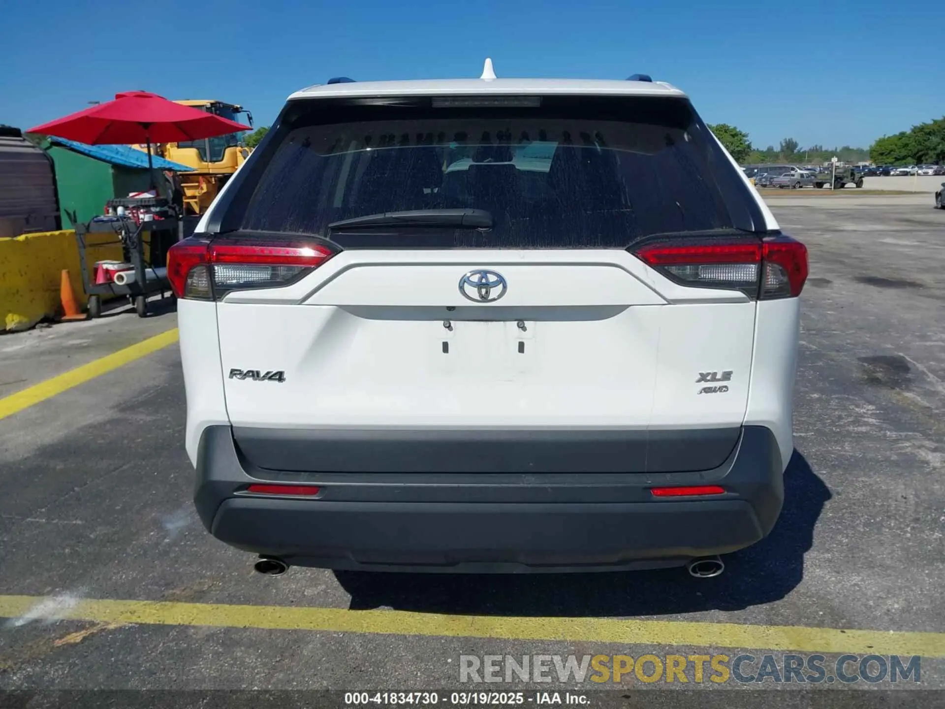 16 Photograph of a damaged car 2T3P1RFV2NW299156 TOYOTA RAV4 2022