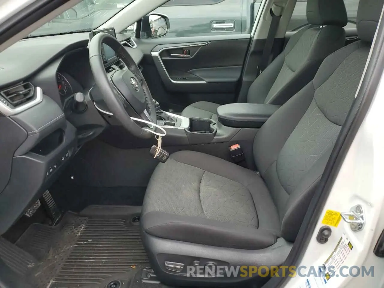 7 Photograph of a damaged car 2T3P1RFV2NW309216 TOYOTA RAV4 2022