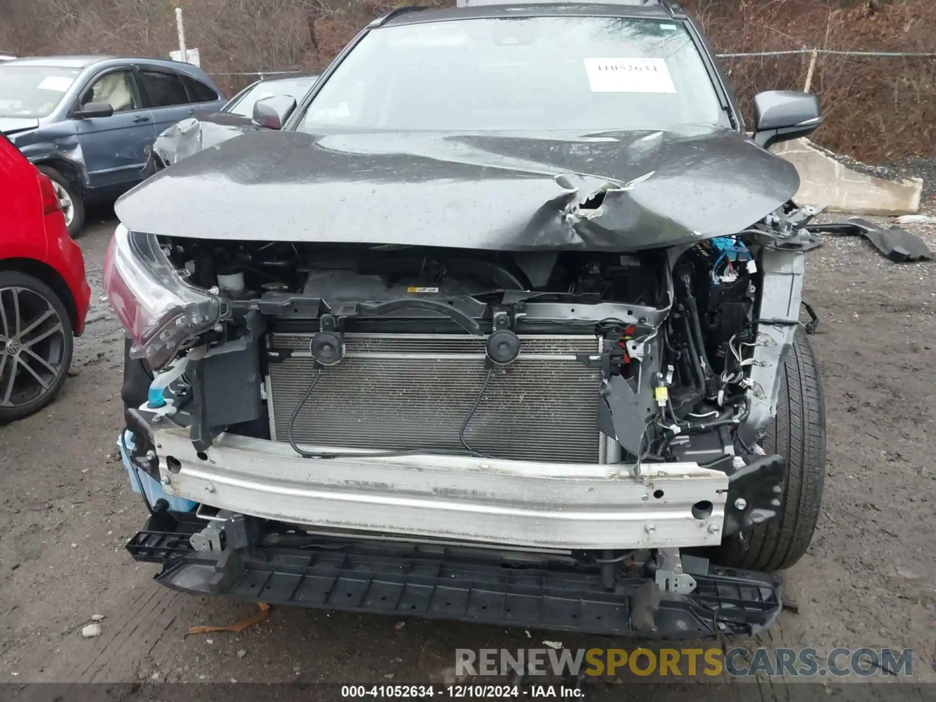 6 Photograph of a damaged car 2T3P1RFV3NC258567 TOYOTA RAV4 2022