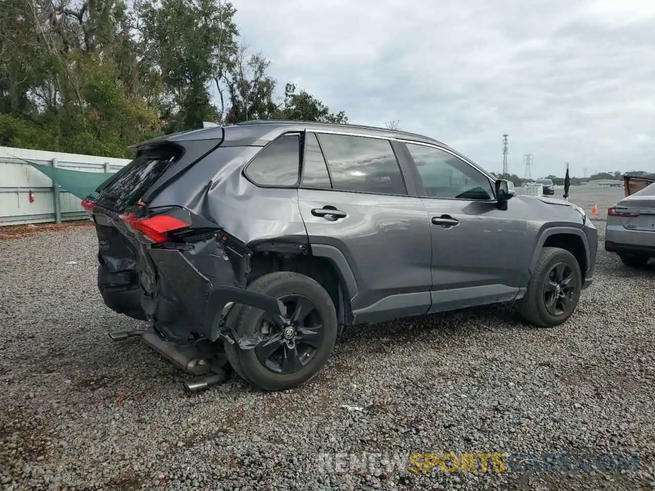 3 Photograph of a damaged car 2T3P1RFV3NC267527 TOYOTA RAV4 2022