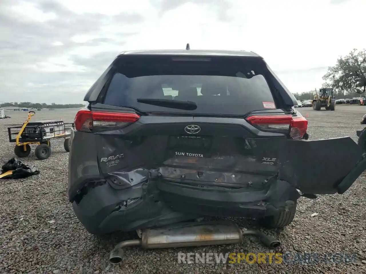 6 Photograph of a damaged car 2T3P1RFV3NC267527 TOYOTA RAV4 2022