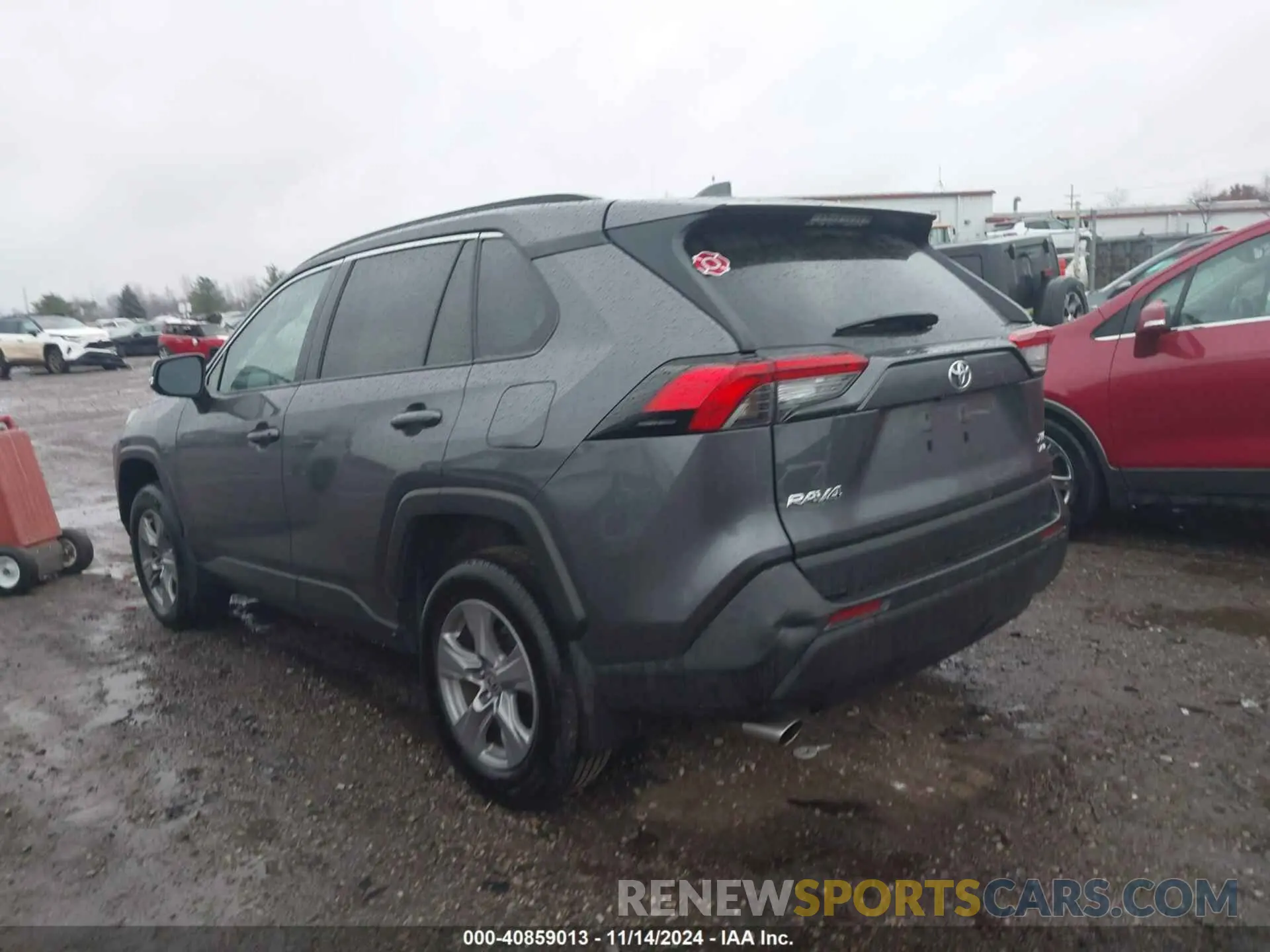 3 Photograph of a damaged car 2T3P1RFV3NC268046 TOYOTA RAV4 2022