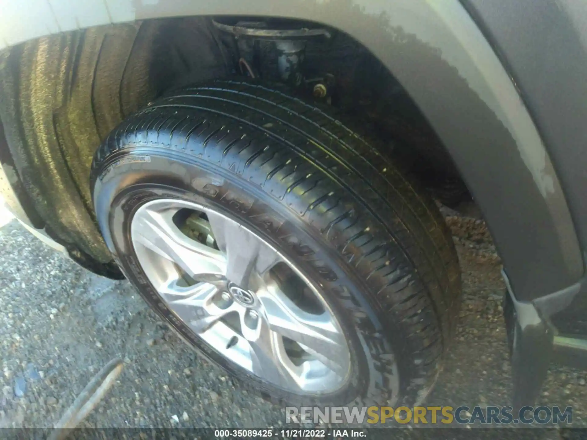 12 Photograph of a damaged car 2T3P1RFV3NC281024 TOYOTA RAV4 2022