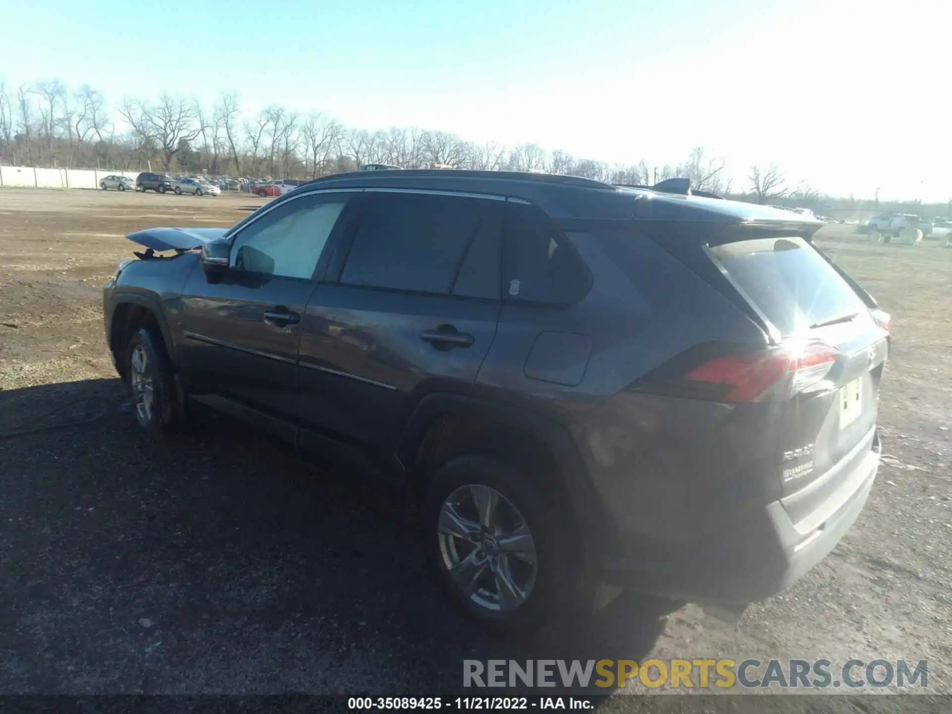 3 Photograph of a damaged car 2T3P1RFV3NC281024 TOYOTA RAV4 2022