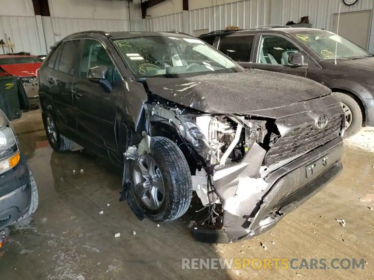 1 Photograph of a damaged car 2T3P1RFV3NC284893 TOYOTA RAV4 2022