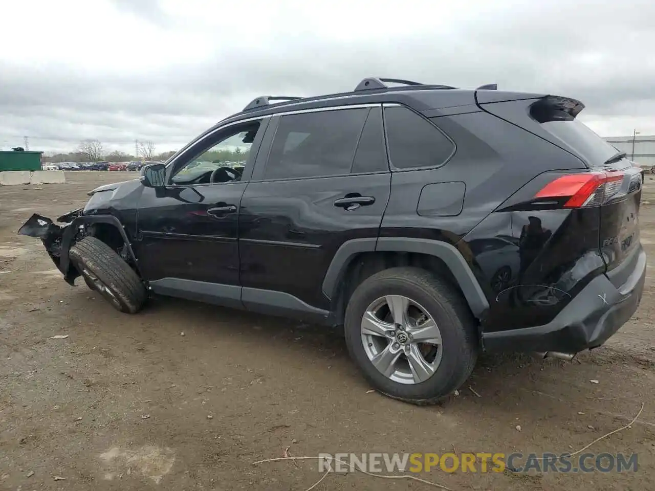 2 Photograph of a damaged car 2T3P1RFV3NW267669 TOYOTA RAV4 2022