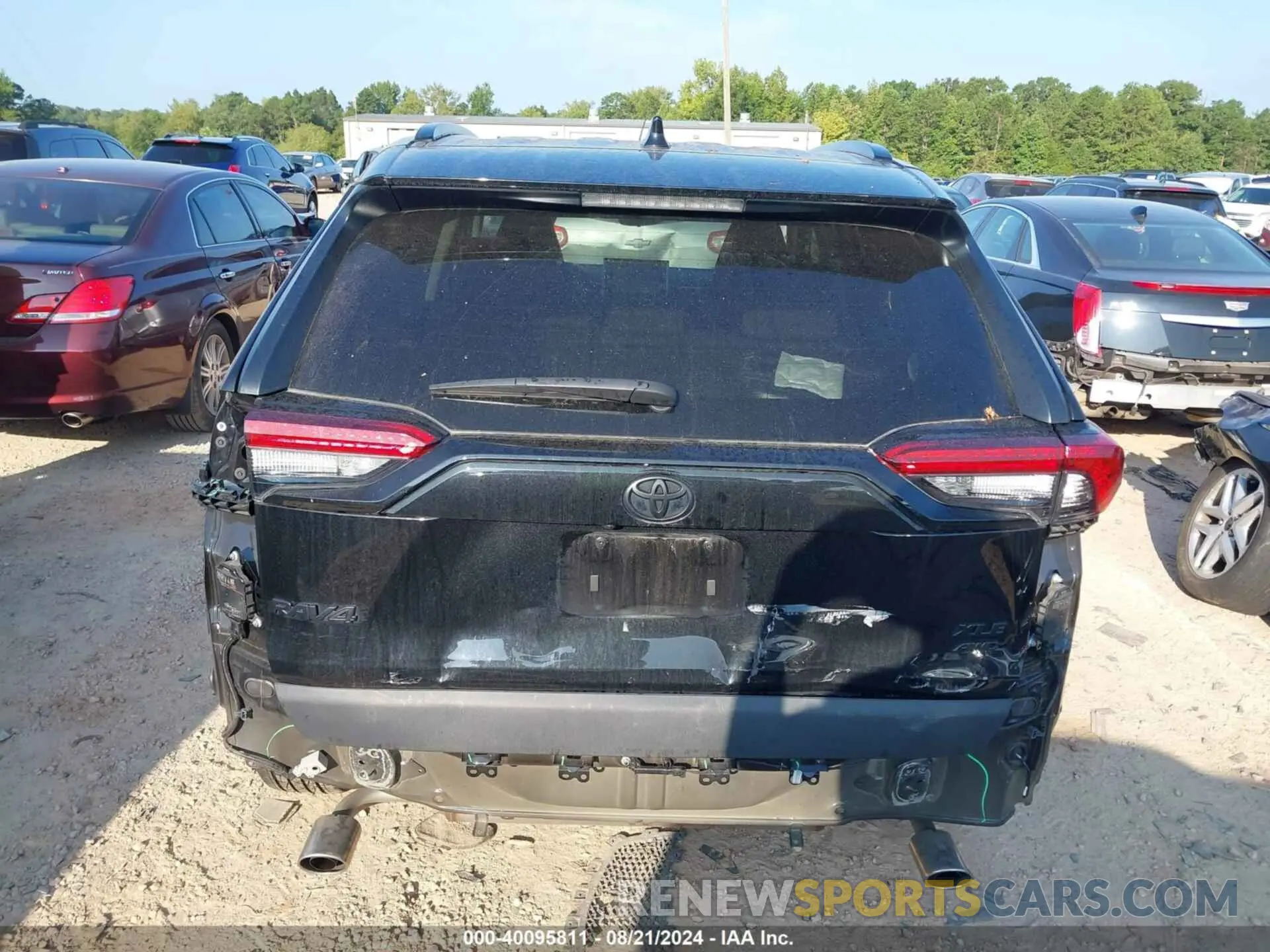 16 Photograph of a damaged car 2T3P1RFV3NW278848 TOYOTA RAV4 2022