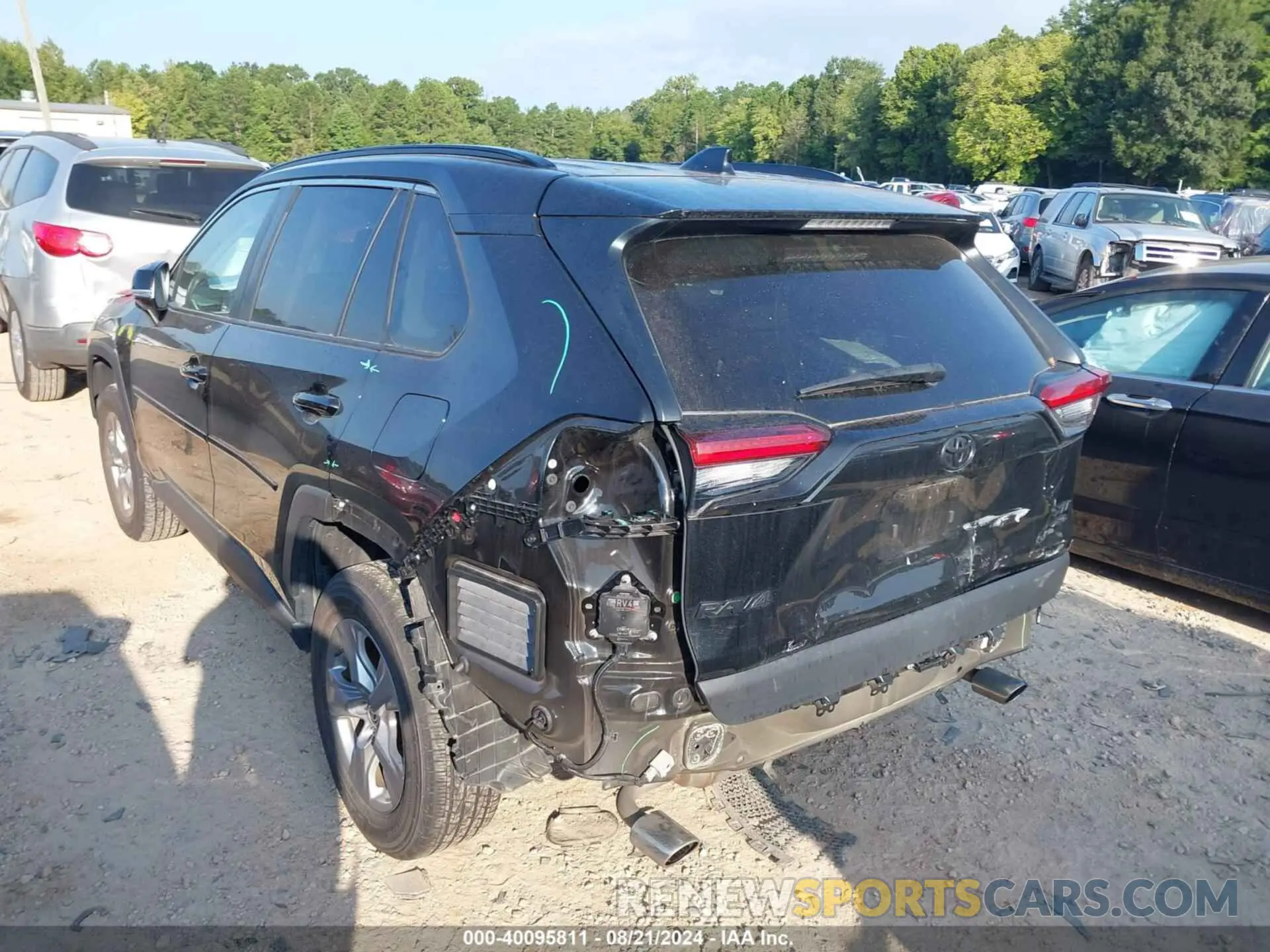 3 Photograph of a damaged car 2T3P1RFV3NW278848 TOYOTA RAV4 2022