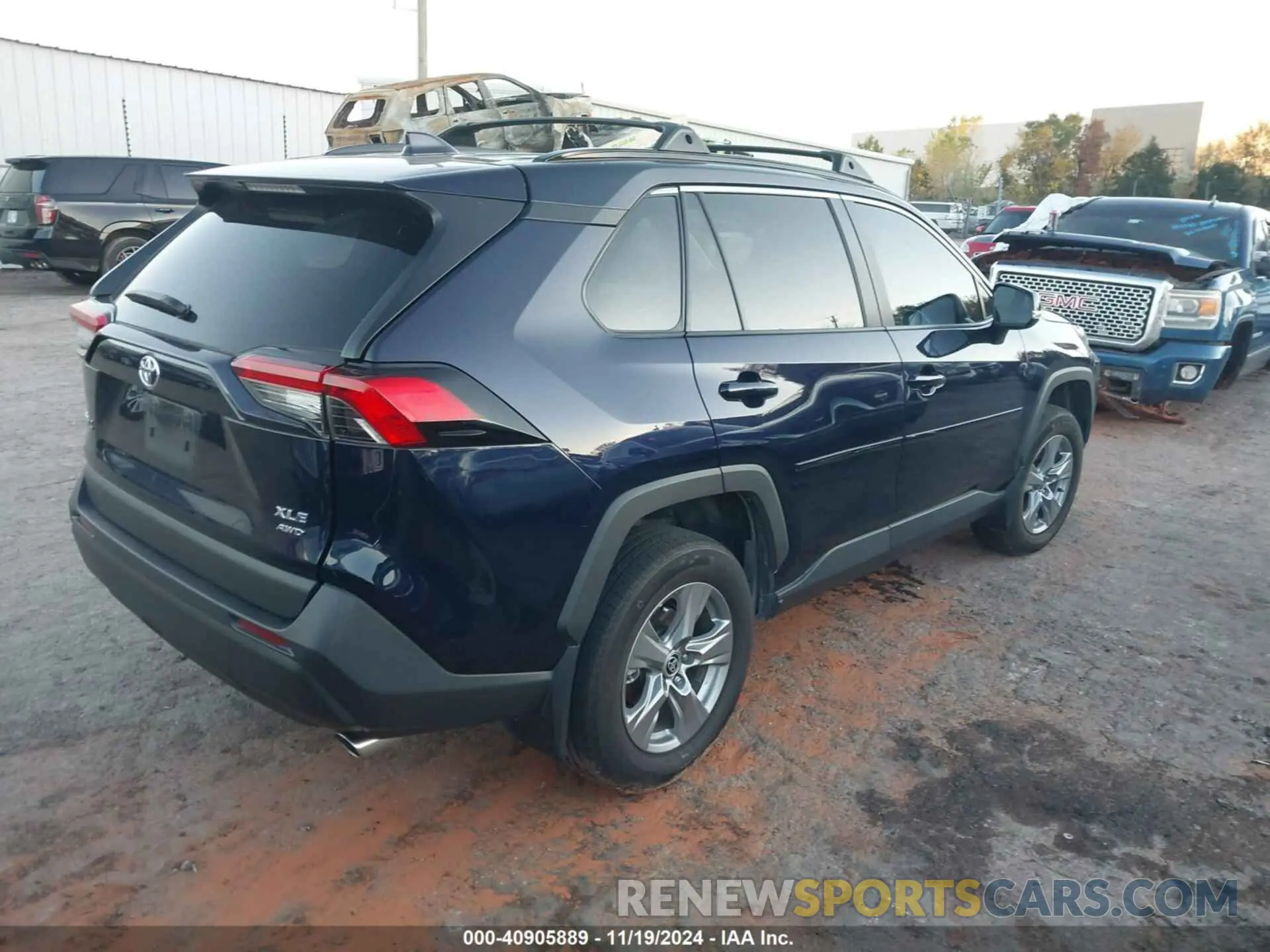 4 Photograph of a damaged car 2T3P1RFV3NW297741 TOYOTA RAV4 2022