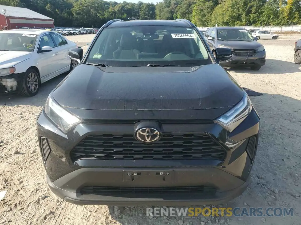 5 Photograph of a damaged car 2T3P1RFV4NC282165 TOYOTA RAV4 2022