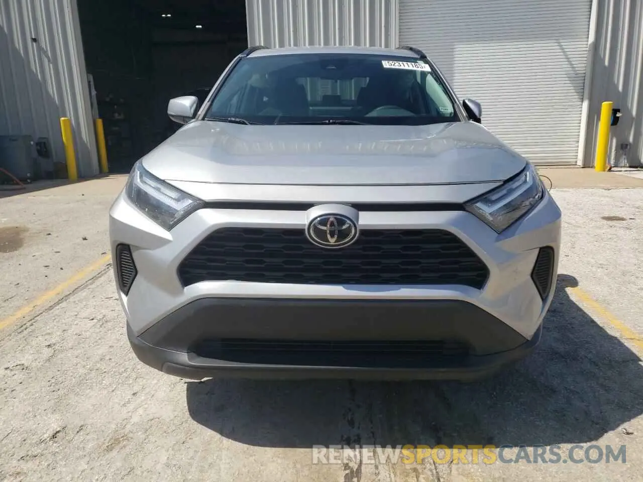 5 Photograph of a damaged car 2T3P1RFV4NC292601 TOYOTA RAV4 2022