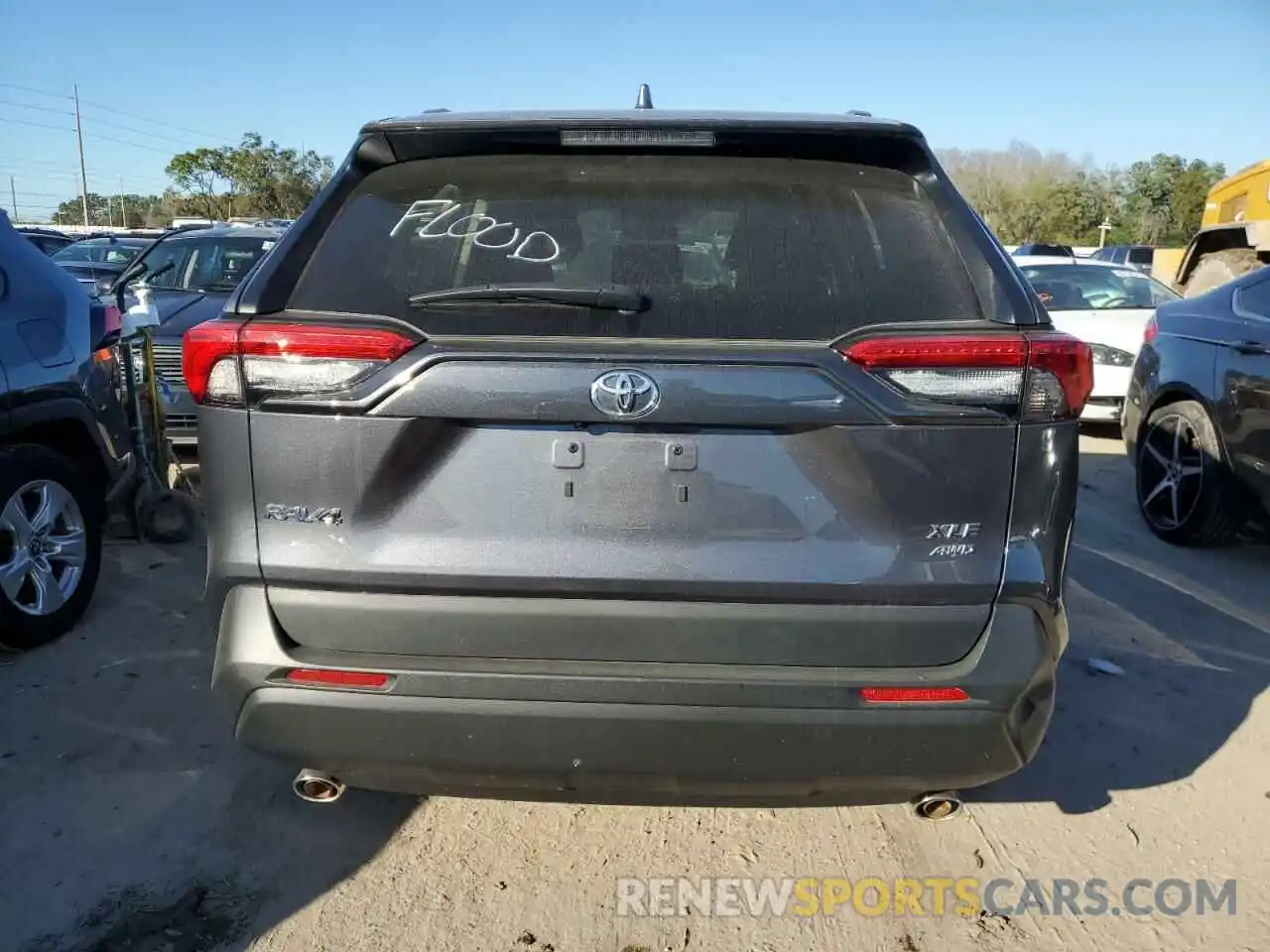 6 Photograph of a damaged car 2T3P1RFV4NW273836 TOYOTA RAV4 2022