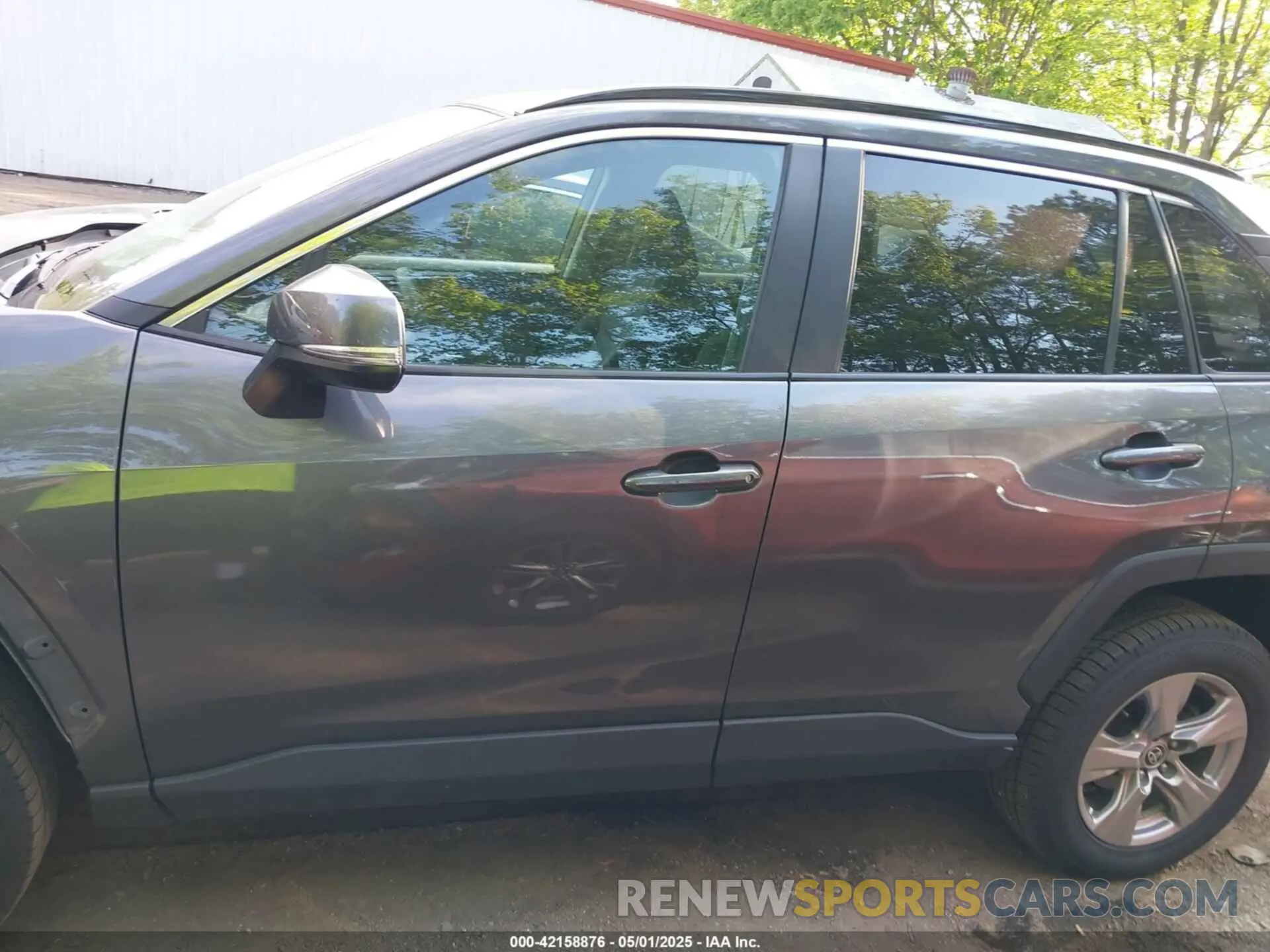 14 Photograph of a damaged car 2T3P1RFV4NW277532 TOYOTA RAV4 2022