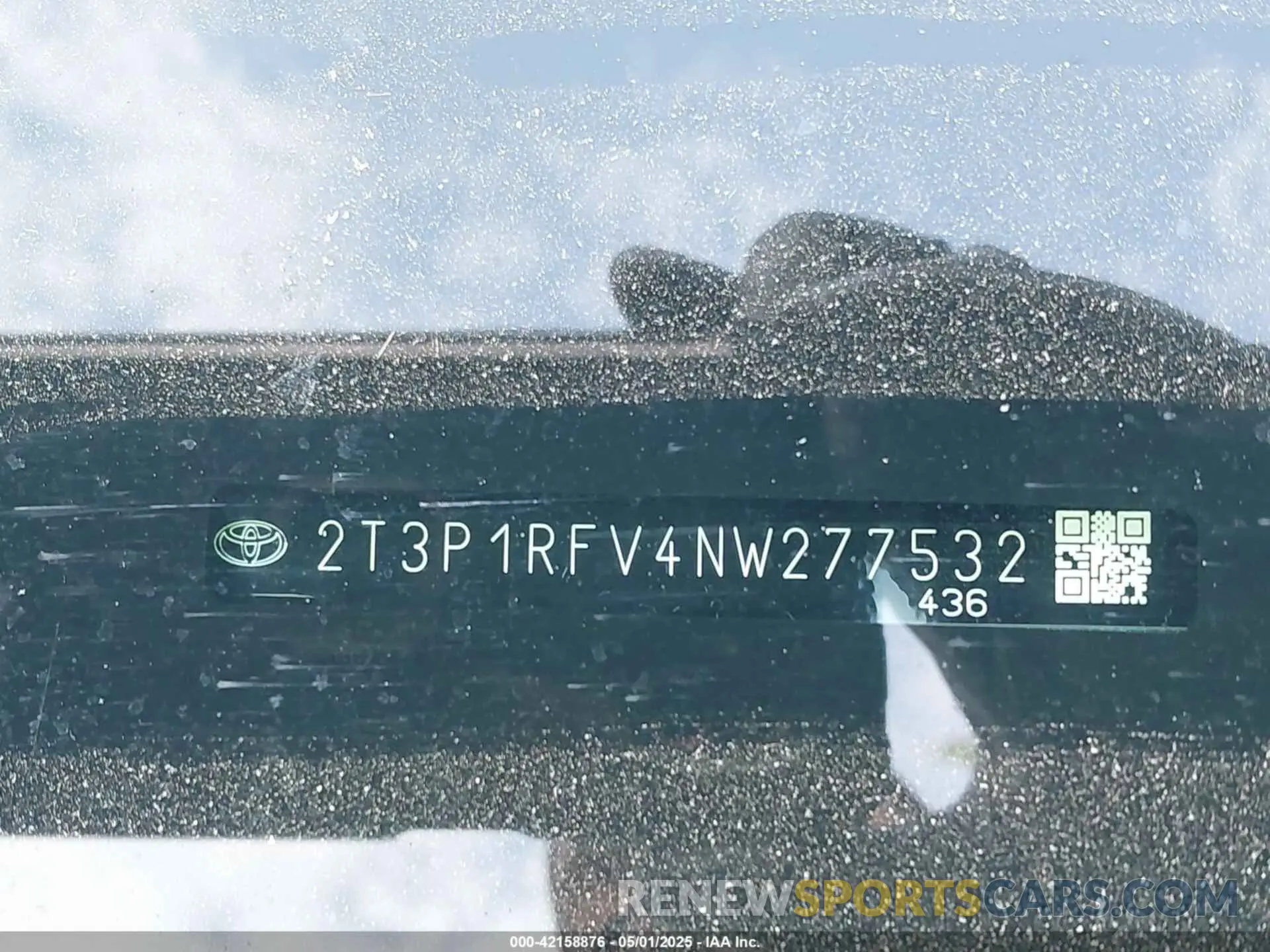 9 Photograph of a damaged car 2T3P1RFV4NW277532 TOYOTA RAV4 2022