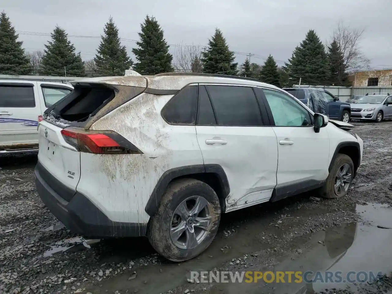 3 Photograph of a damaged car 2T3P1RFV4NW279247 TOYOTA RAV4 2022